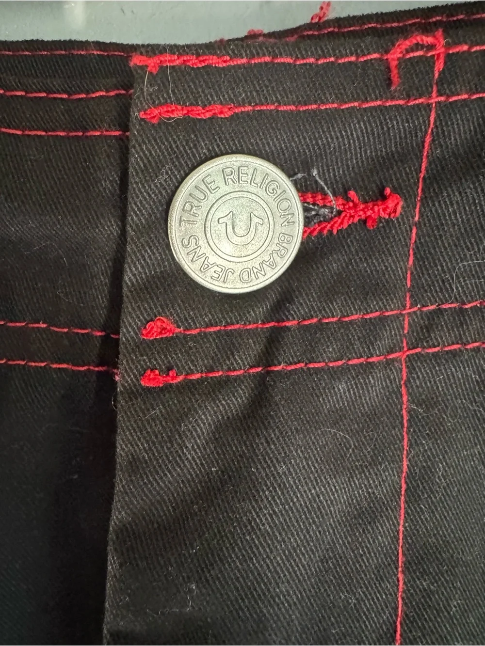 True Religion Style 108335 Black Cargo Pants with Red Stitching Size 34